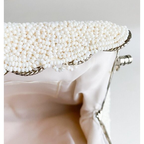 Vintage 1940s fully beaded floral Crosstich Wedding Special  Occasion Purse - Picture 12 of 12